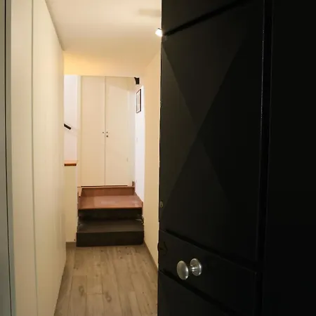 Daire Casa Indipendente Via Belvedere 101 - Vomero Napoli