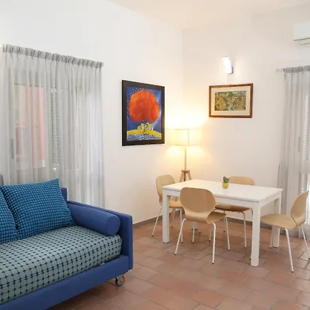 Daire Casa Indipendente Via Belvedere 101 - Vomero